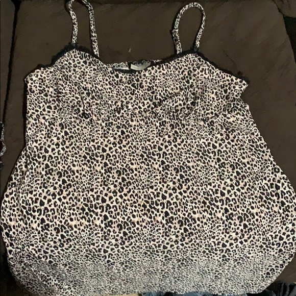 Leopard print lingerie - Picture 3 of 3